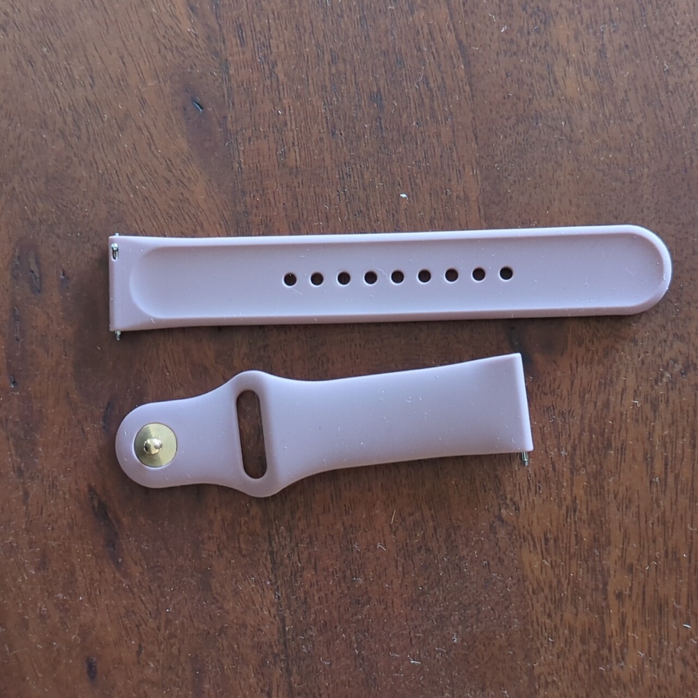 NWOT Fitbit Versa strap